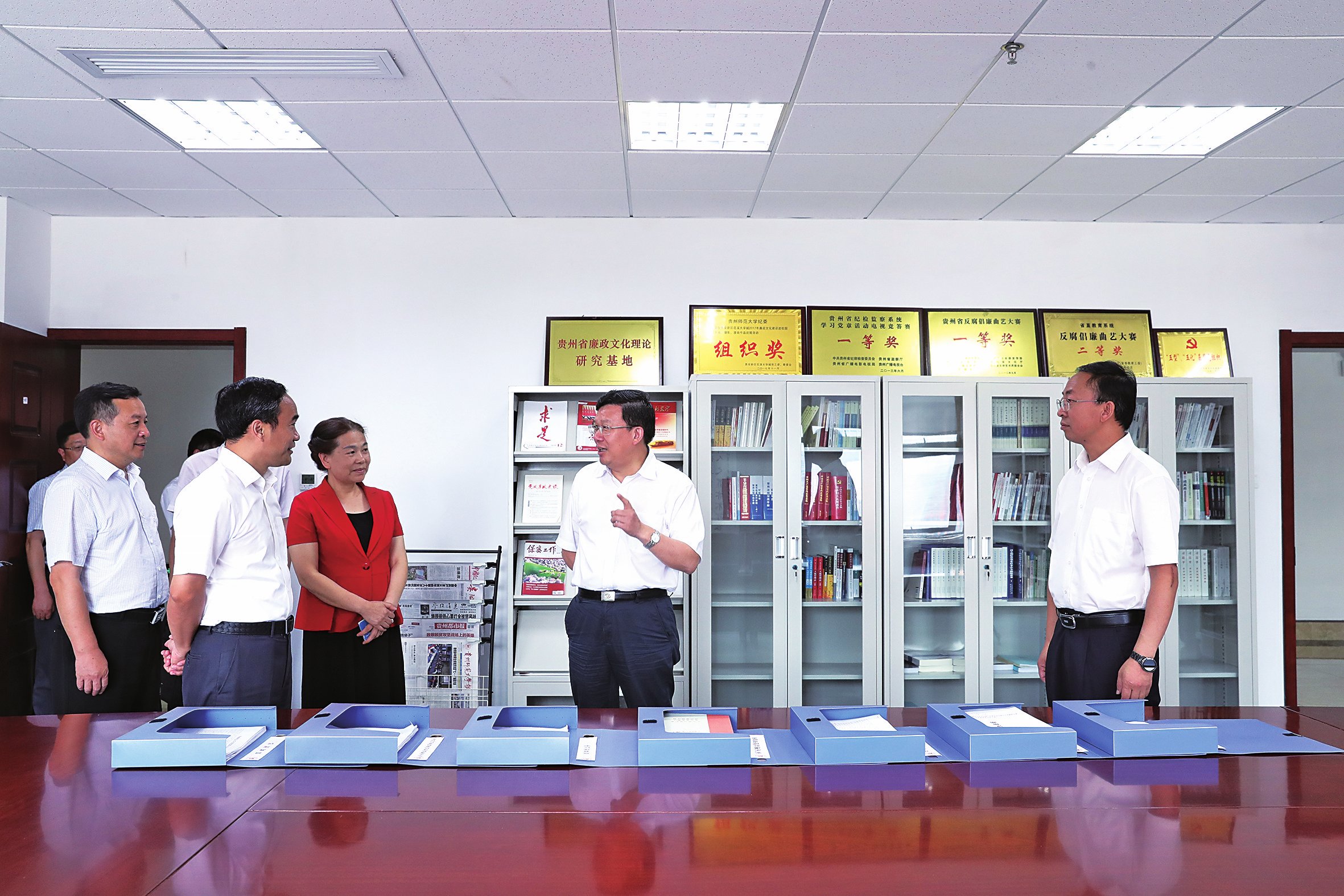 省委常委、省纪委书记、省监委主任夏红民来校调研指导