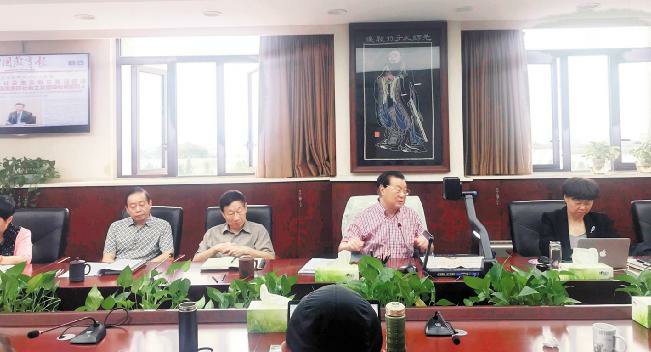 我校贯彻落实全国教育大会会议精神专题学习研讨习总书记在全国教育大会上的重要讲话