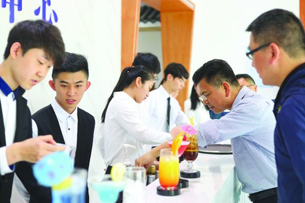 我校开展审核评估督查工作