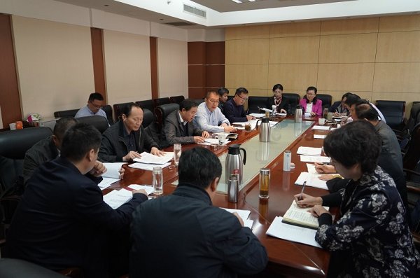 学校召开党建工作领导小组会议就抓好党建任务落实提高工作质量提出具体要求