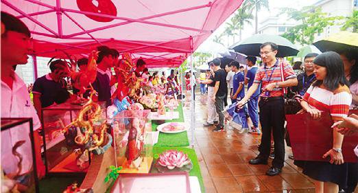 “5个100”大展示搅热职教活动周我院“500荣耀筑梦成真”主题职业教育活动周正式启动