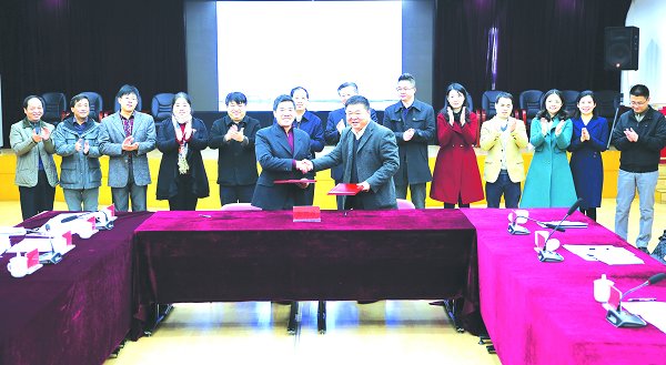 我校与武重集团签订战略合作协议在人才培养、实践教学基地建设、科技成果推广等多方面开展合作