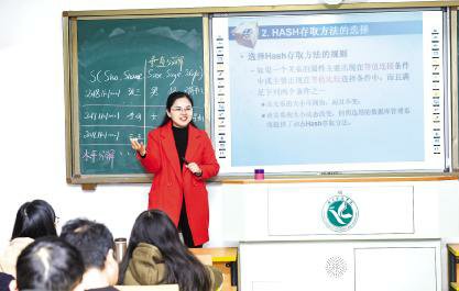 以赛促教获奖教师交流竞赛经验