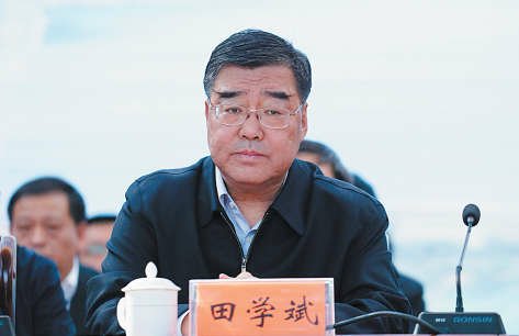 水利部副部长田学斌、山东省副省长于国安出席闭幕式并讲话第十二届全国水利职业院校“鲁水杯”技能大赛在学院成功举办学院以１２个一等奖、４个二等奖的优异成绩获综合团体第一名