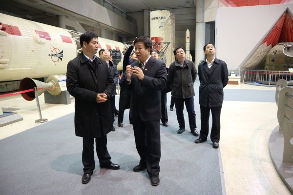 校党委书记郑永安率队赴航天一院、五院走访调研