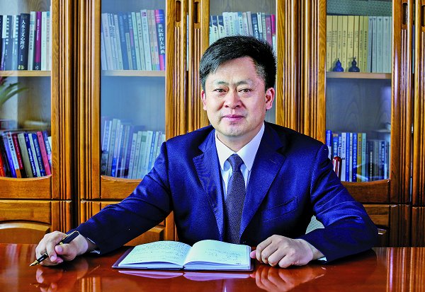 党委书记戚万学、校长张洪海发表2019新年贺词书写复兴曲园荣光新答卷彰显孔子家乡大学新担当