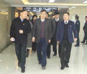 辽宁省副省长卢柯来我院调研指导工作