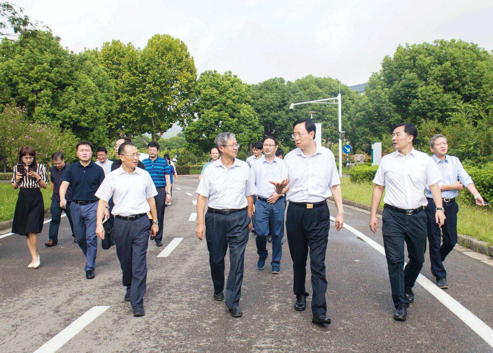 市長藍紹敏專題調(diào)研我校建設(shè)發(fā)展工作