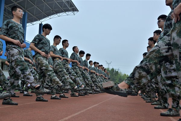 L518J06HV%9$~){P54SQQ)4.jpg
