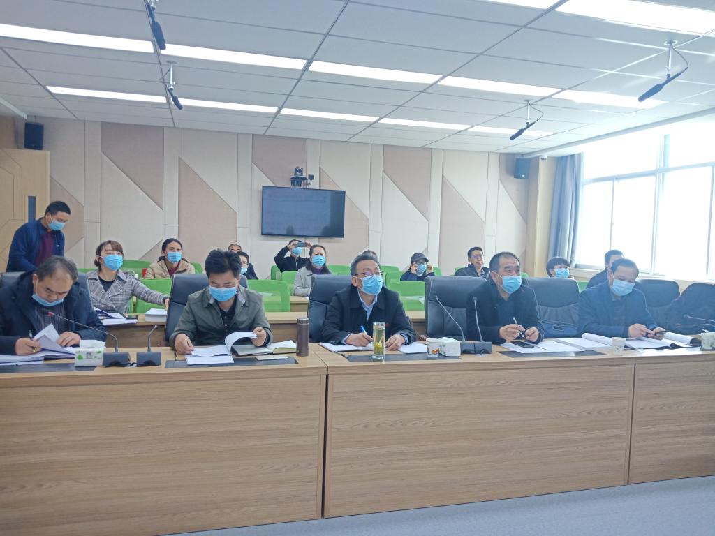 04我校召开“2020版课程设置方案现场评审会”.jpg