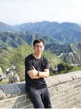 曹兆阳近影