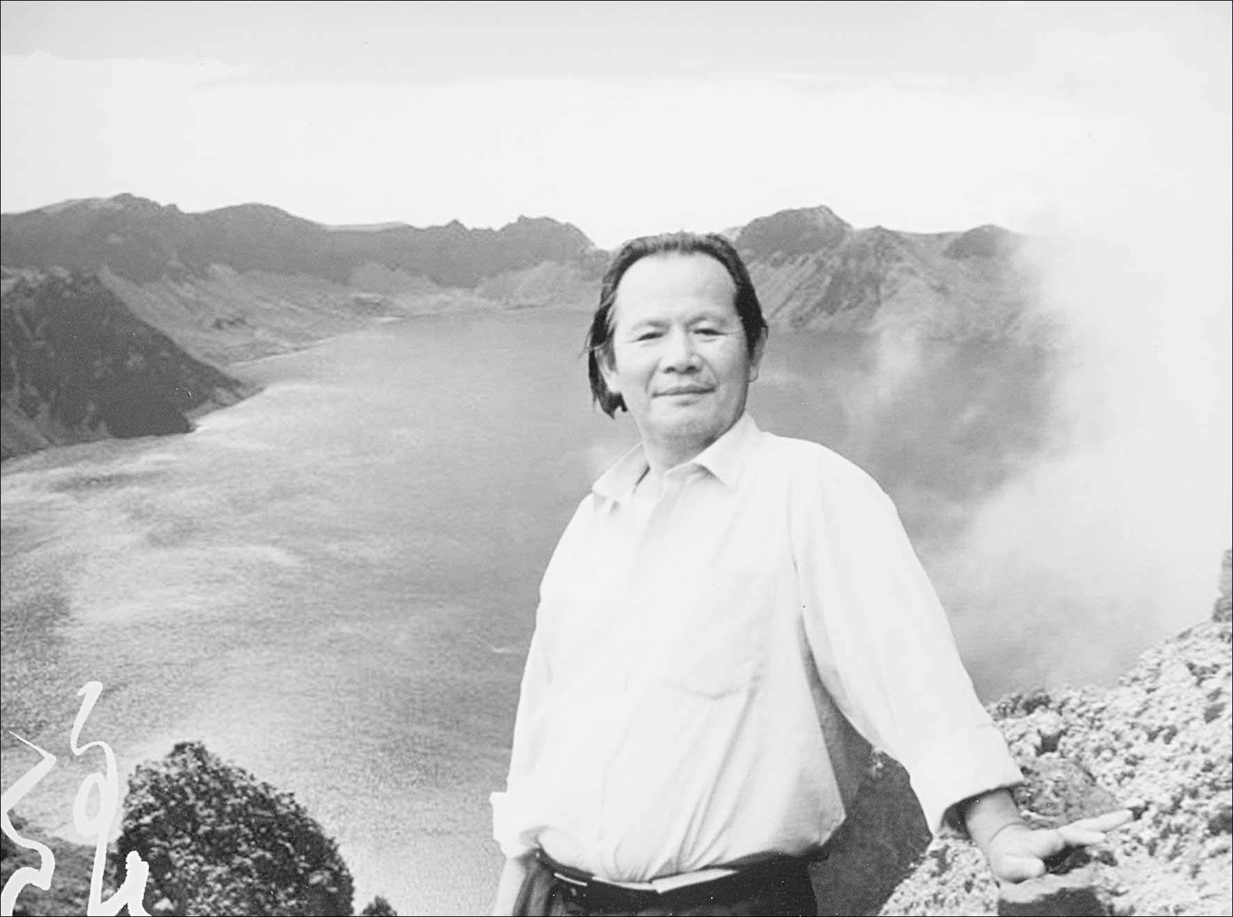系长白 ——记延边文化名人,著名书法家,延边大学原中文系教授王文彬