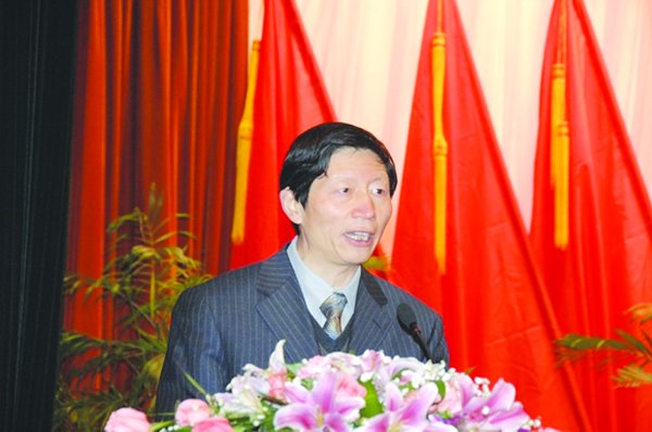 2009年校行政領(lǐng)導(dǎo)班子述職述廉報(bào)告校長(zhǎng)朱秀