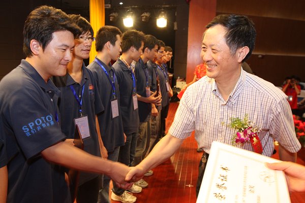 2010年全国大学生程序设计邀请赛在我校举行