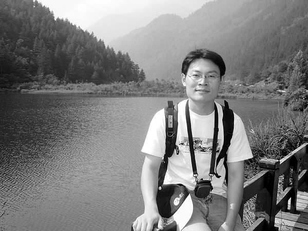 把教师的职业当成事业———记校“十佳教师”荣