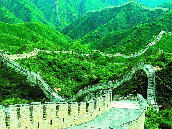 万千至爱是祖国□文学院广新10701班叶俊