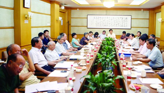 凝心聚力共话发展———2010年度暑期工作会