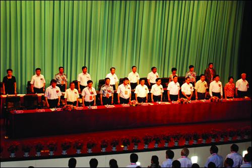 我校举行更名庆典暨国防科技学院揭牌仪式