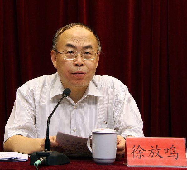 增强推进学校科学发展责任感和紧迫感