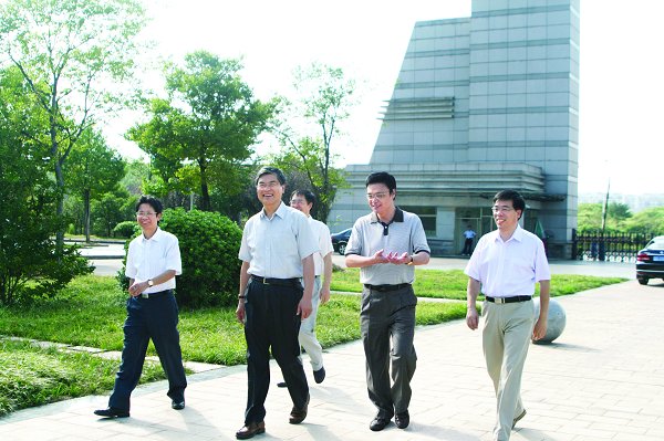 发展特色学科结合区域优势培养更多优秀人才