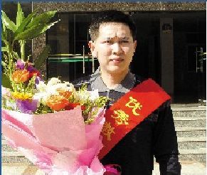 潜心于奉献润物当有声———记我校2010年“