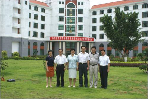 南安市政协副主席李军同志一行来我院调研