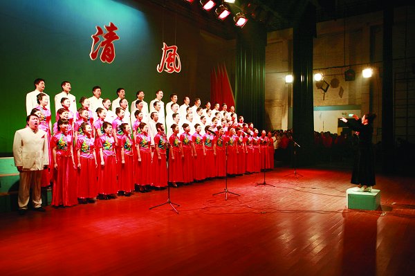 弘扬主旋律唱响正气歌