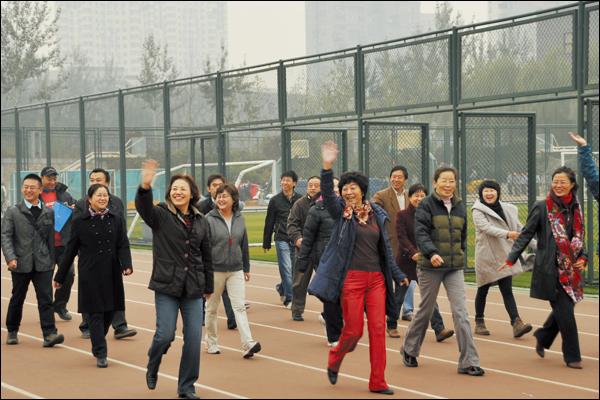 裁判员方阵入场