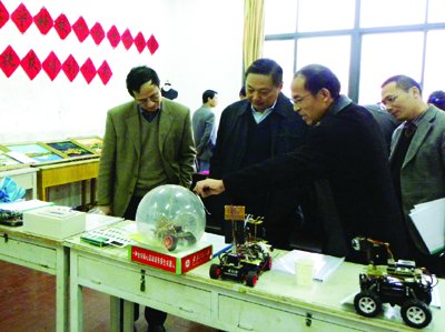 安徽工程大学与奇瑞公司合作恳谈会在我校举行