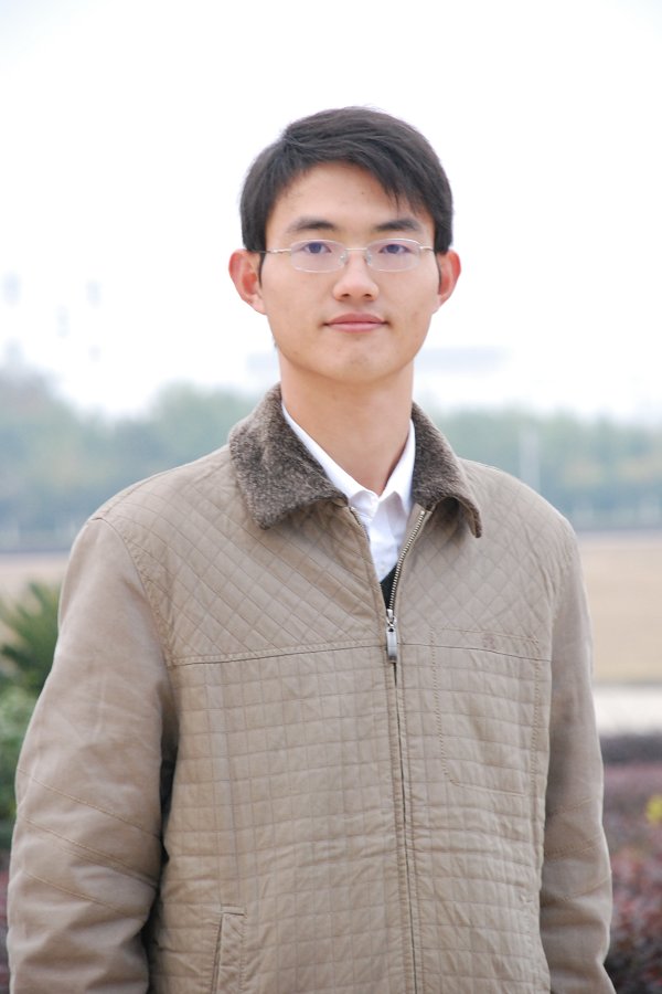 沿着榜样的足迹前行