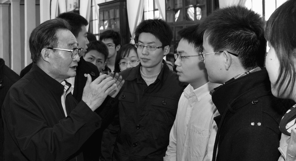 吴邦国委员长视察清华大学