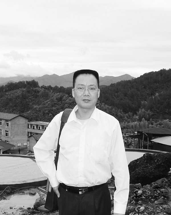 坚持献血十二年