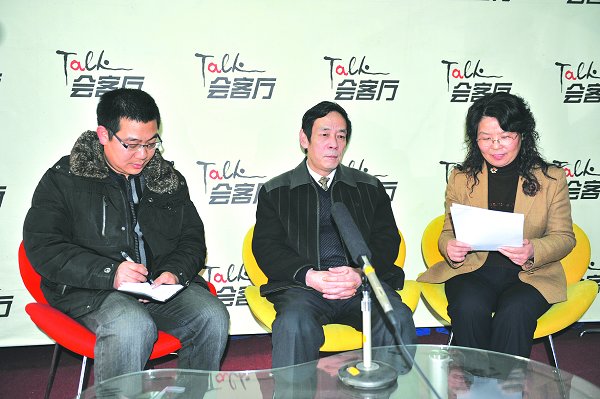 整合教学资源打造办学特色作全省基层教育的“领