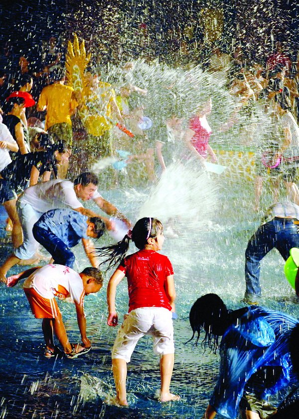 庆祝新中国成立六十周年教工摄影作品专版