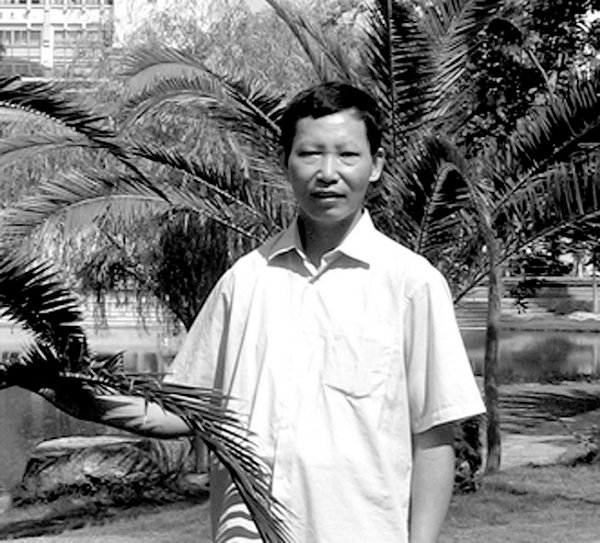 扬起爱的风帆，指引学生远航———校“十佳教师