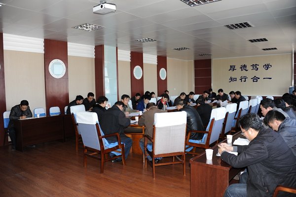 党委中心组学习全国教育工作和中纪委会议精神