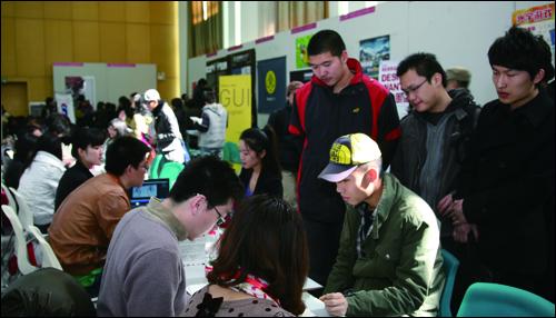 2011年3月18日，“助力起航”2011年春季校园招聘会成功举办