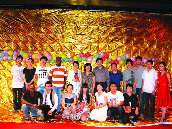 第二届“五月风”研究生文化节落幕