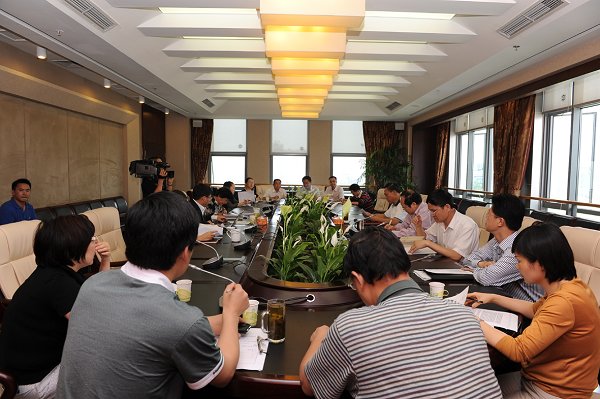 深入学习胡锦涛在清华大学百年校庆上的讲话精神