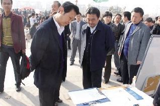 菏泽2010冬季人才招聘会在我校举办