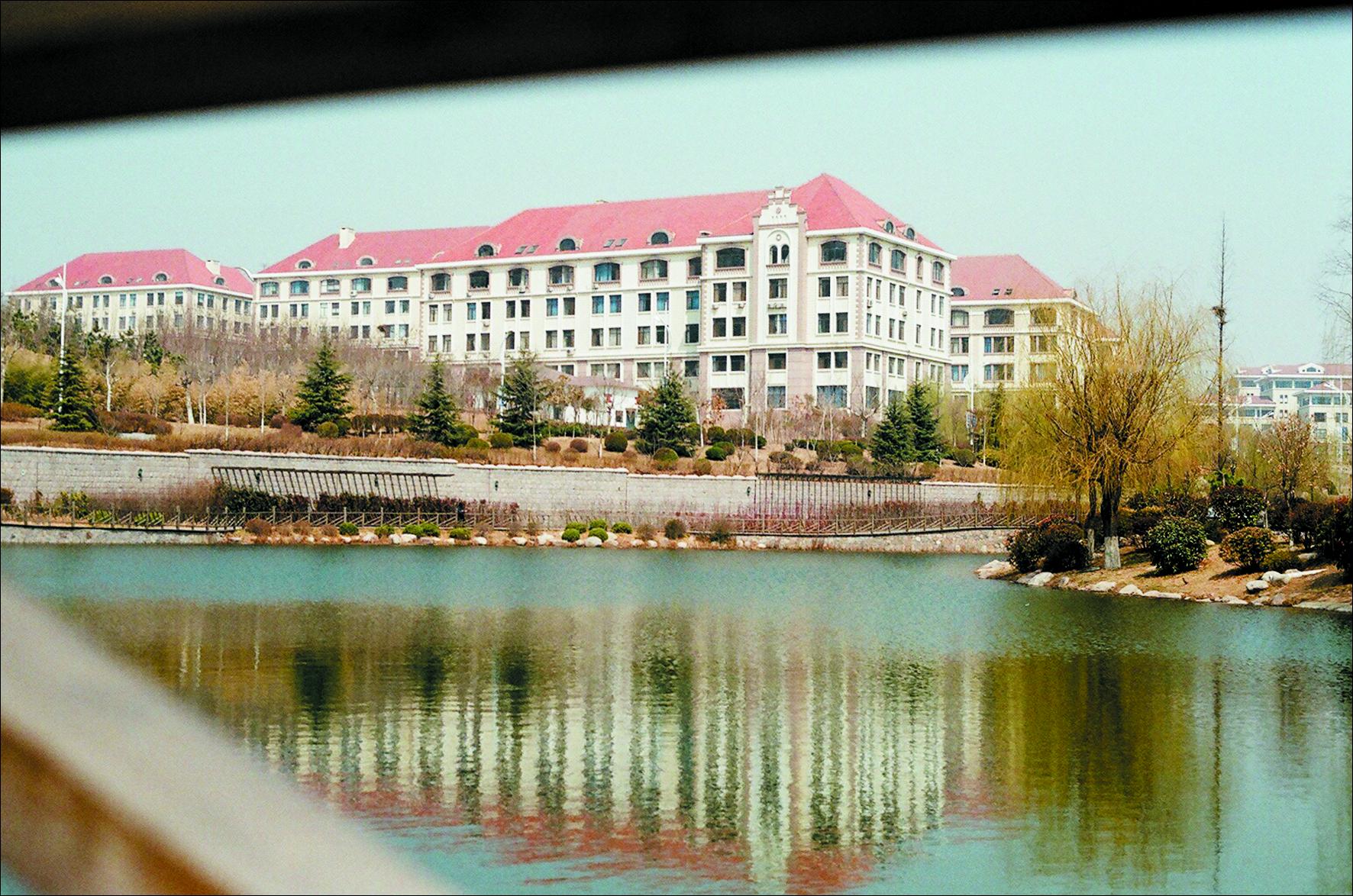 教育技术学2010级学生摄影实践作品选登怎样