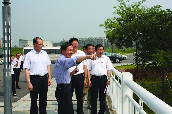 省长徐守盛来校调研表示全力支持我校创新发展