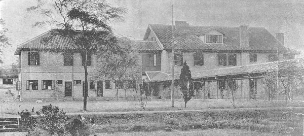 百年摇篮天使曲高万人提灯人间暖和———纪念湘