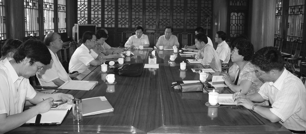 发挥思想理论建设“铸魂”作用，开启百年新征程