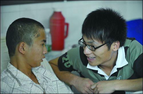 与死神抗争十天十夜集体温暖创造生命奇迹