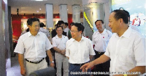 辽宁省副省长陈超英来我院调研指导工作