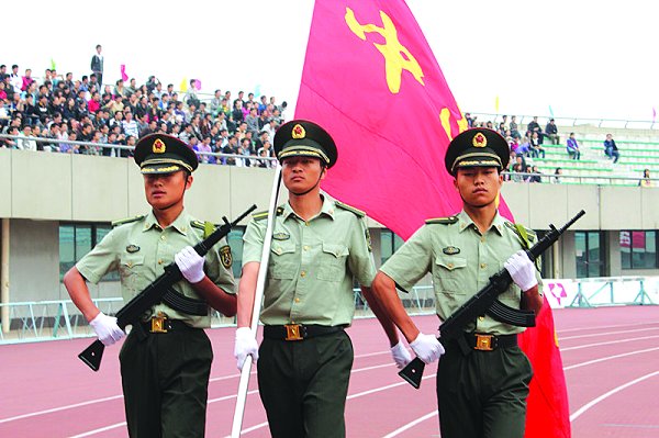 中南军人———国防生