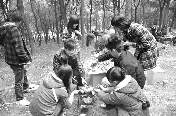 青春旧书周郁哲