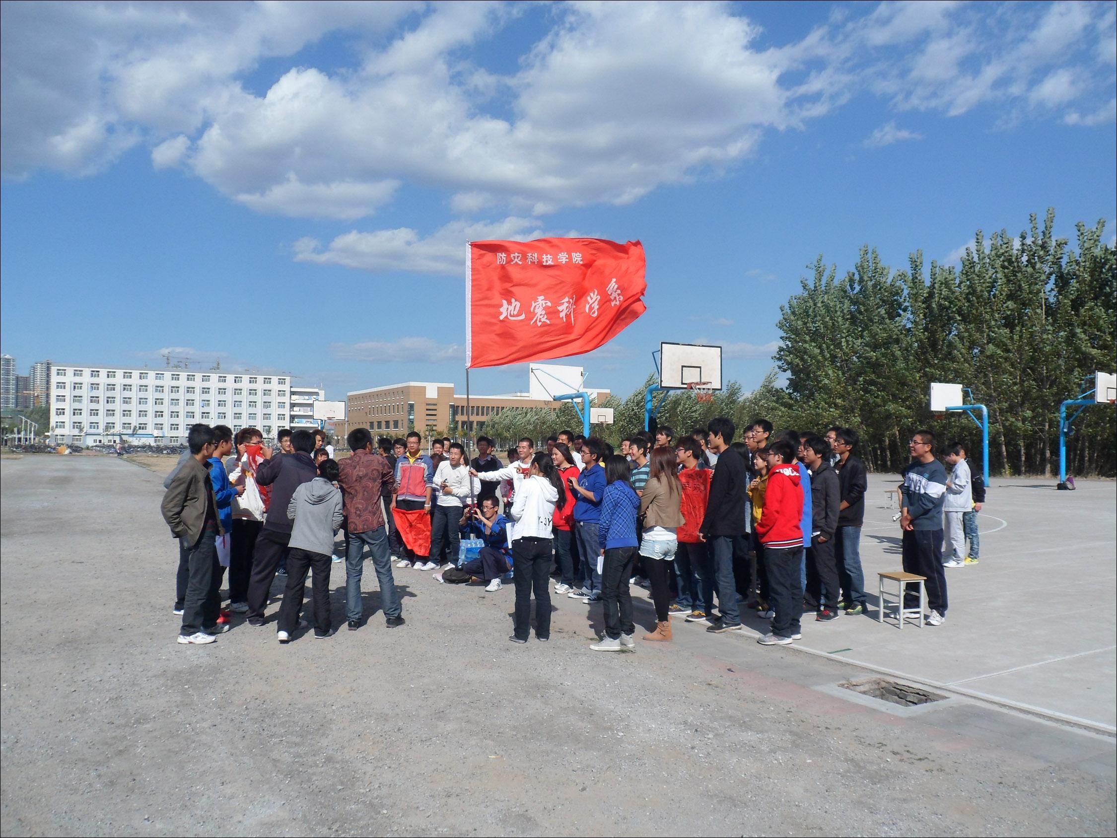 丰富校园生活展示自我风采