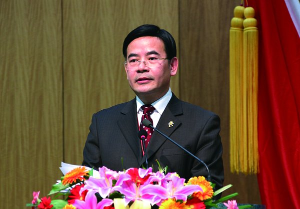 科学发展创新超越为加快建设石油石化学科领域世